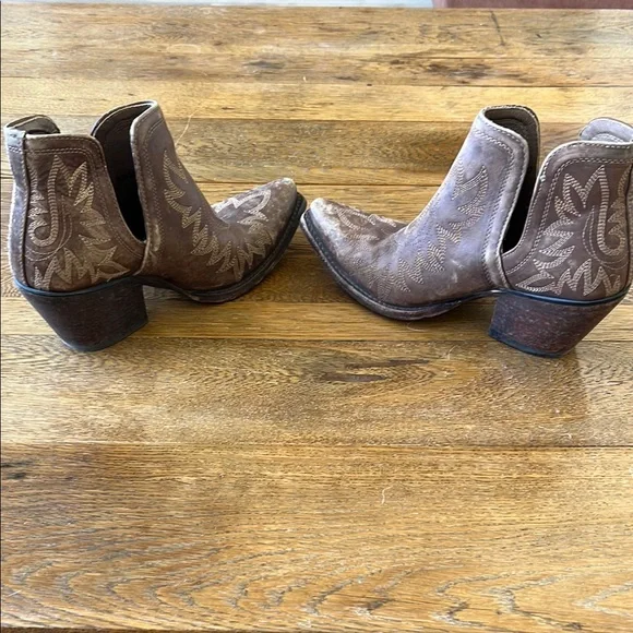 ARIAT Dixon Bootie size 8.5 - Picture 6 of 15